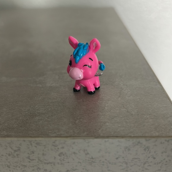 🩷🫏 Collectible Hatchimal! 🫏 🩷 - Picture 2 of 4